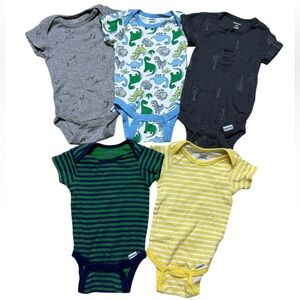 Gerber | Baby Bodysuits Onesies Bundle Lot | 0-3M